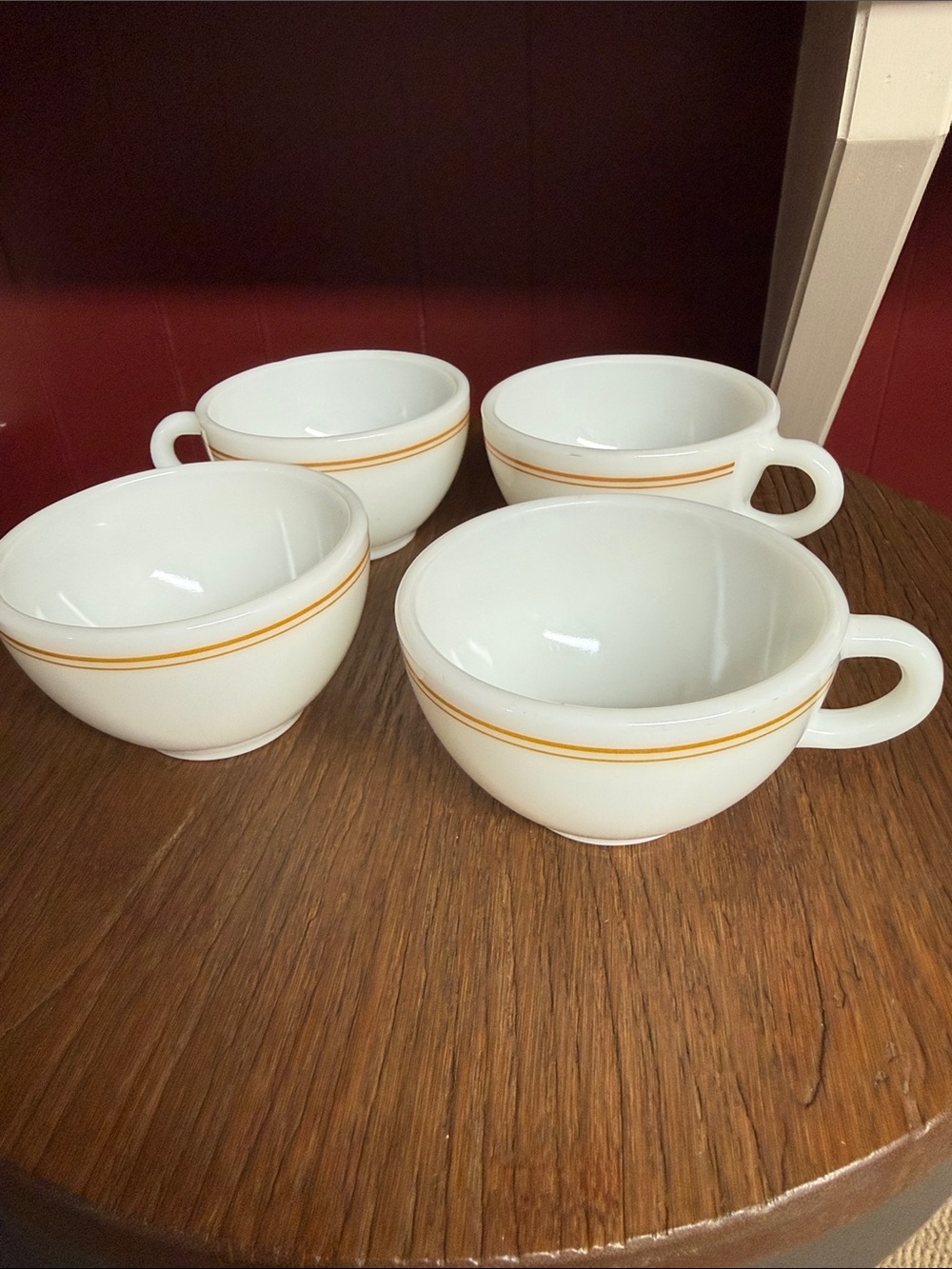 Pyrex vintage White Cups with Gold Stripe - Set of 4